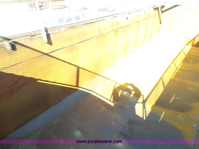 image for item L5410 1979 GMC General grain/silage truck