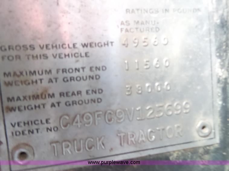 image for item L5410 1979 GMC General grain/silage truck