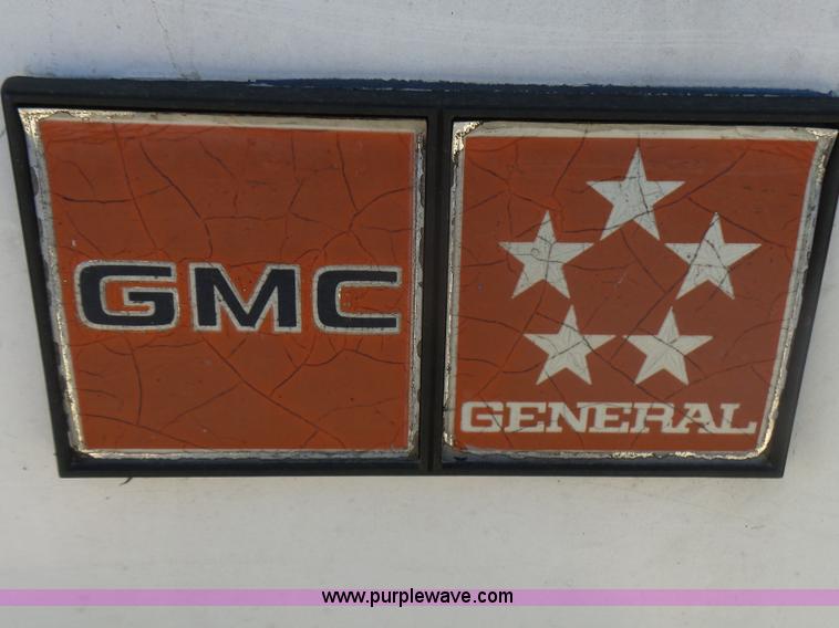 image for item L5410 1979 GMC General grain/silage truck
