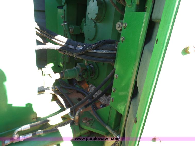 image for item L6145 1993 John Deere 8770 4WD tractor