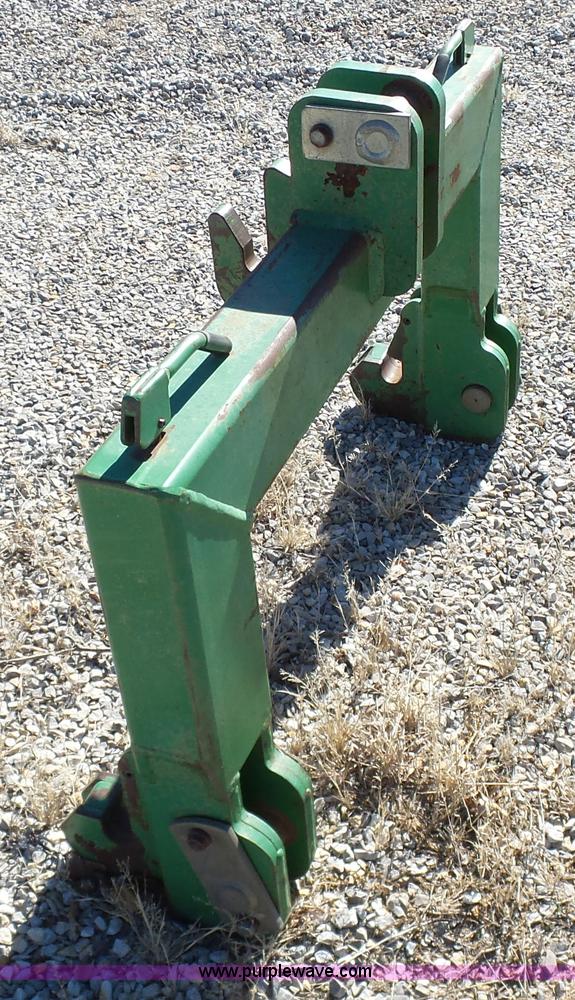 John Deere Category IV quick hitch in Kiowa, KS Item L6146 sold