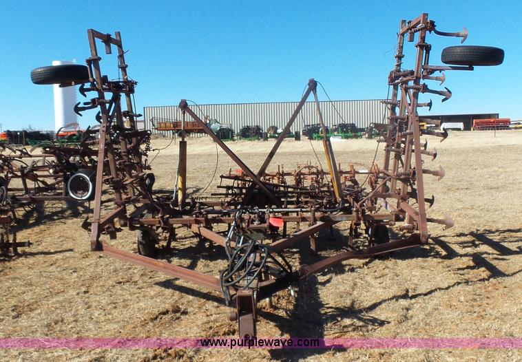 image for item L6181 Ford field cultivator