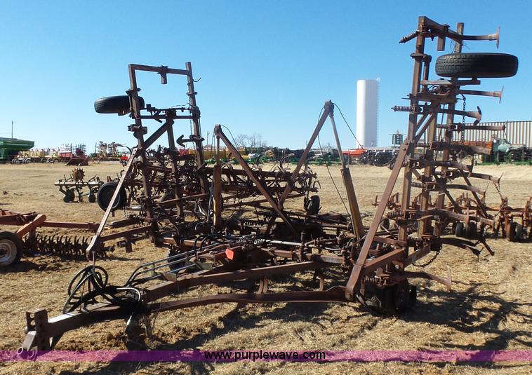 image for item L6181 Ford field cultivator