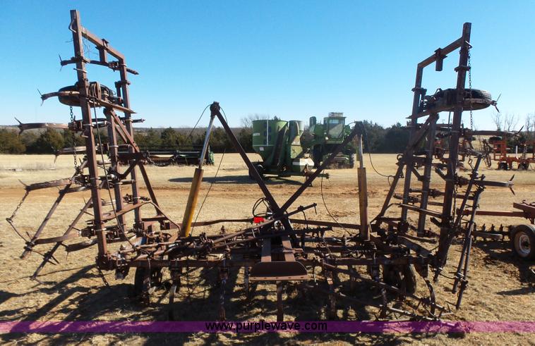 image for item L6181 Ford field cultivator