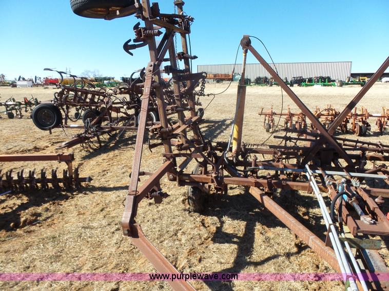 image for item L6181 Ford field cultivator