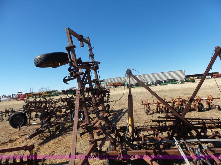 image for item L6181 Ford field cultivator
