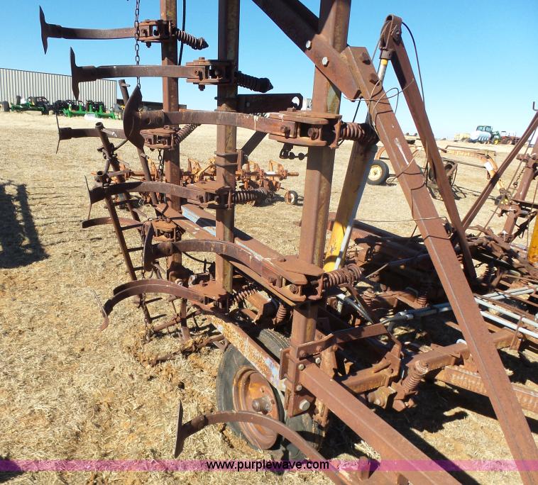 image for item L6181 Ford field cultivator