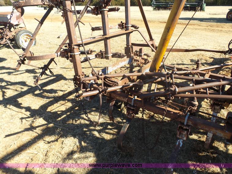 image for item L6181 Ford field cultivator