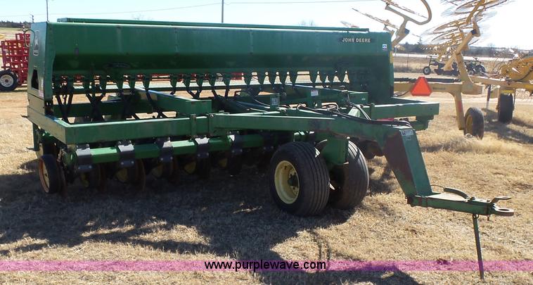 image for item L6187 John Deere 750 grain drill