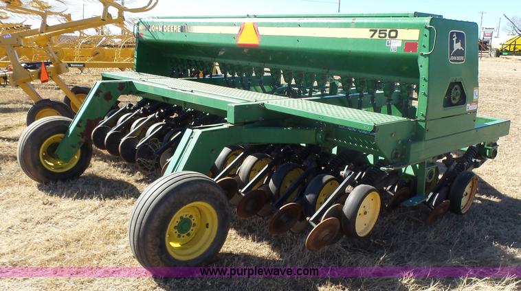 image for item L6187 John Deere 750 grain drill