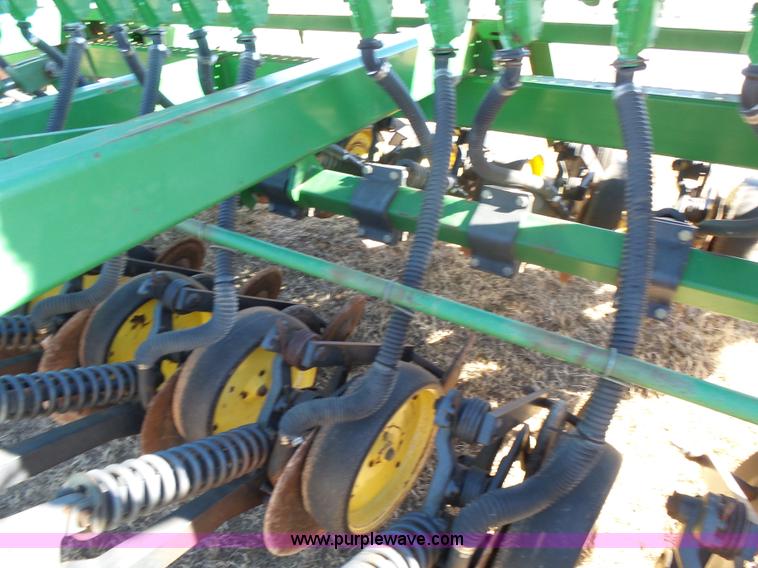 image for item L6187 John Deere 750 grain drill