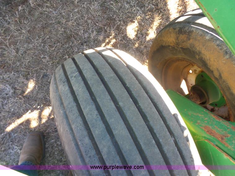 image for item L6187 John Deere 750 grain drill