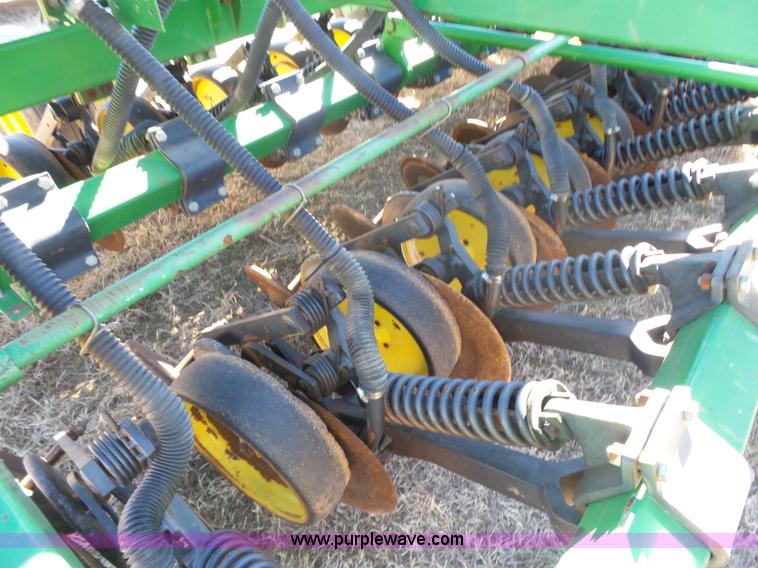 image for item L6187 John Deere 750 grain drill