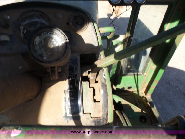 image for item L6192 John Deere 5020 tractor