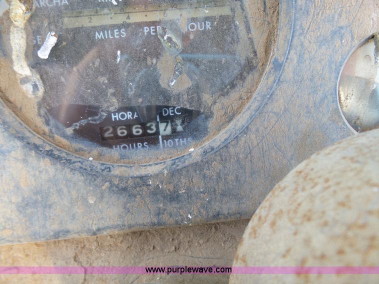 image for item L6192 John Deere 5020 tractor