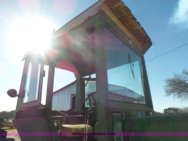 image for item L6192 John Deere 5020 tractor