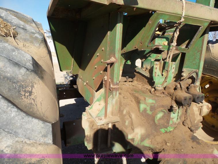 image for item L6192 John Deere 5020 tractor