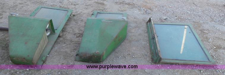 image for item L6192 John Deere 5020 tractor