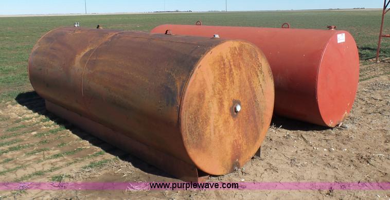 image for item L6195 (2) fuel tanks