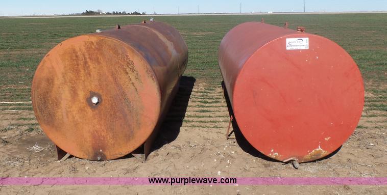 image for item L6195 (2) fuel tanks