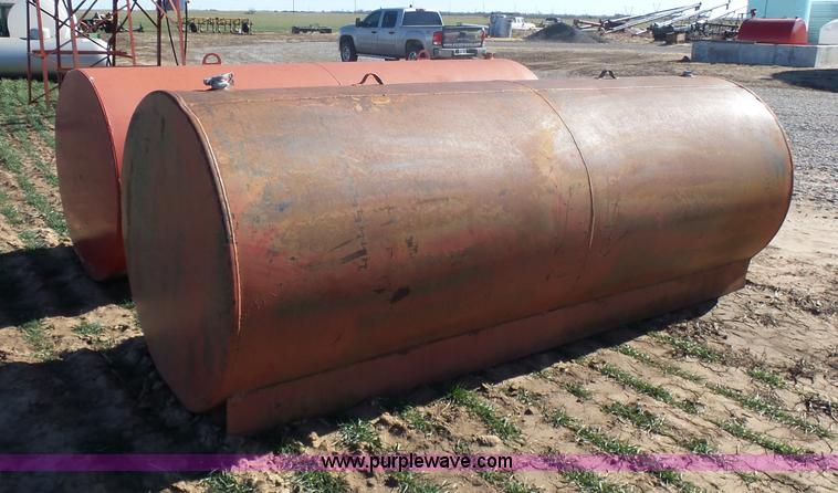 image for item L6195 (2) fuel tanks