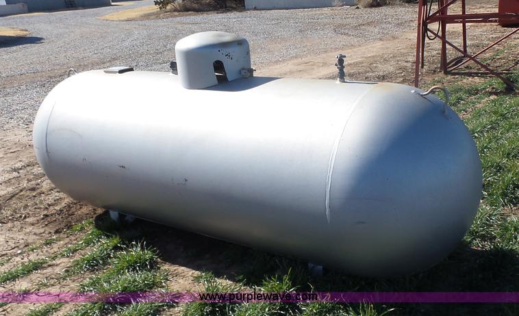 image for item L6197 1964 propane tank