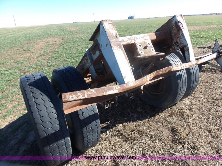 image for item L6201 Semi trailer running gear