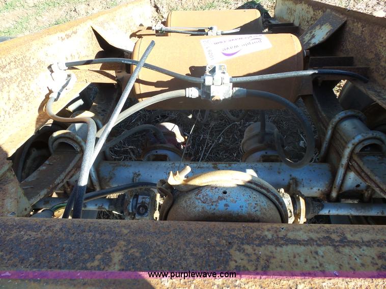 image for item L6201 Semi trailer running gear