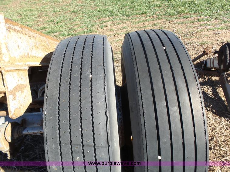 image for item L6201 Semi trailer running gear