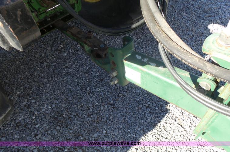 image for item L6204 Coulter fertilizer applicator