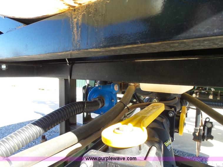 image for item L6204 Coulter fertilizer applicator