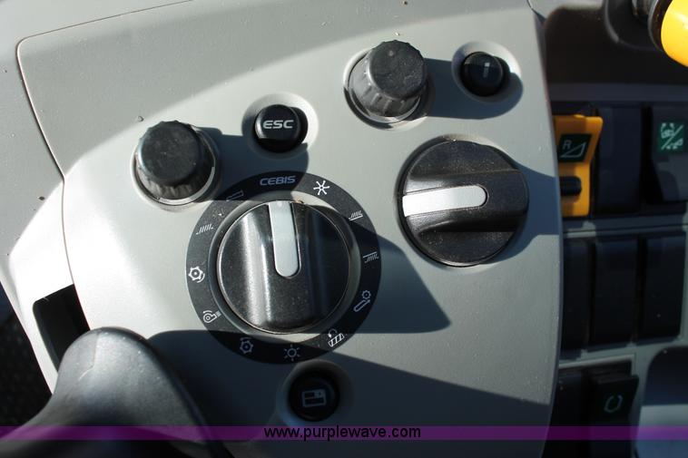 image for item L6817 2013 Lexion Claas 750 combine