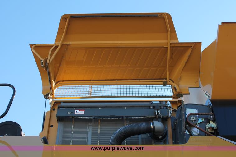 image for item L6817 2013 Lexion Claas 750 combine