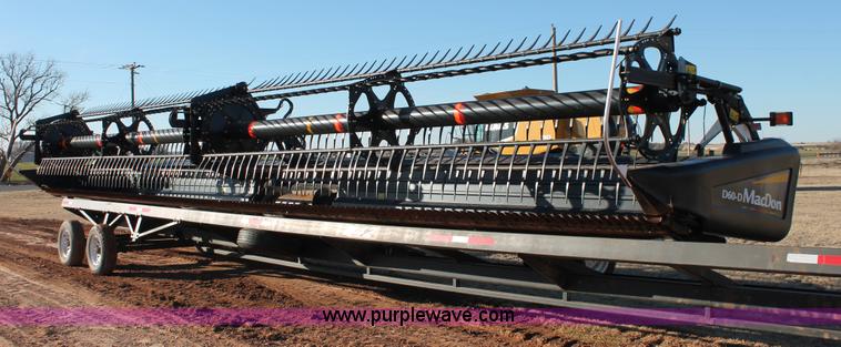 image for item L6818 2012 MacDon D60D draper head