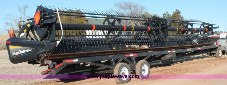 image for item L6818 2012 MacDon D60D draper head