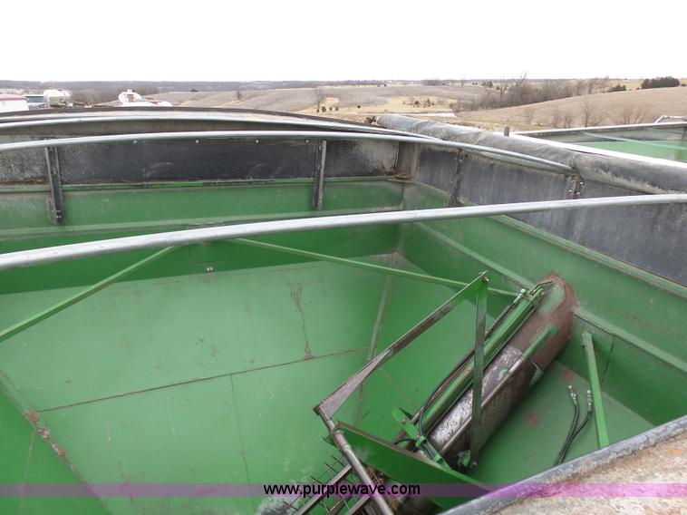 image for item L7059 Brent 420 grain cart