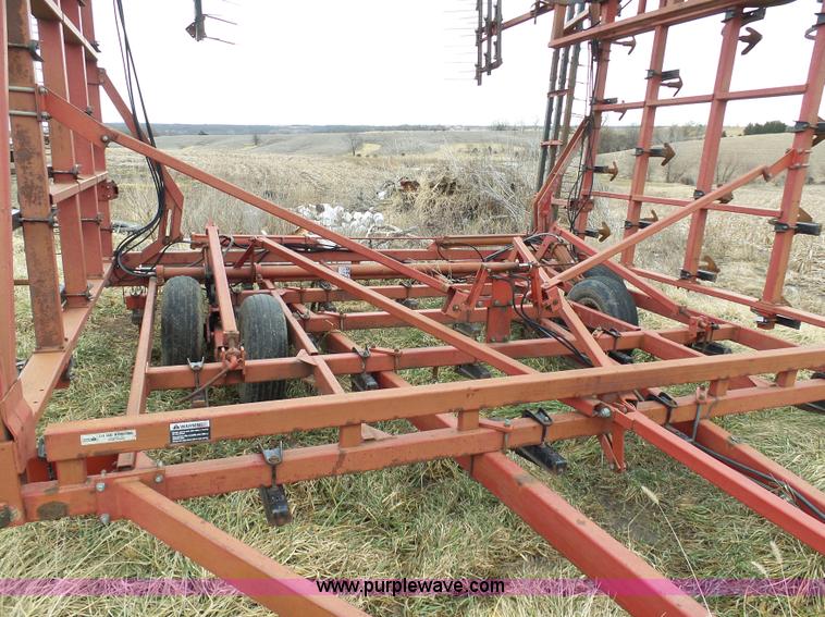 image for item L7060 Case 4900 field cultivator