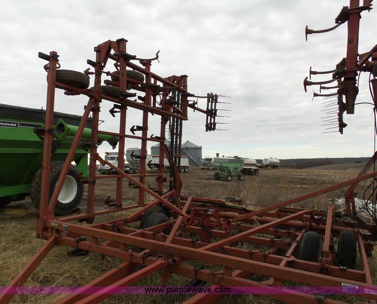 image for item L7060 Case 4900 field cultivator