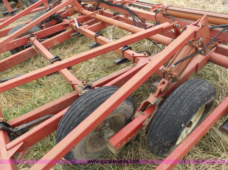 image for item L7060 Case 4900 field cultivator