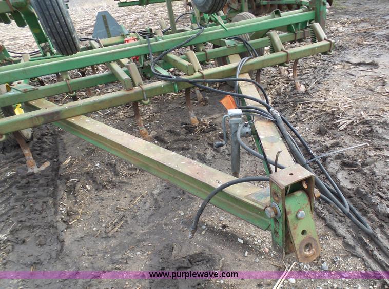 image for item L7065 John Deere 1010 field cultivator