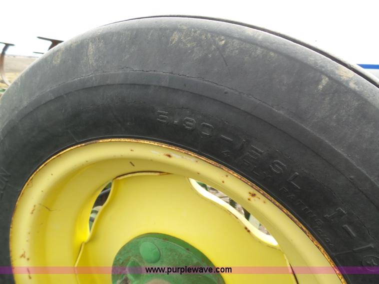 image for item L7065 John Deere 1010 field cultivator