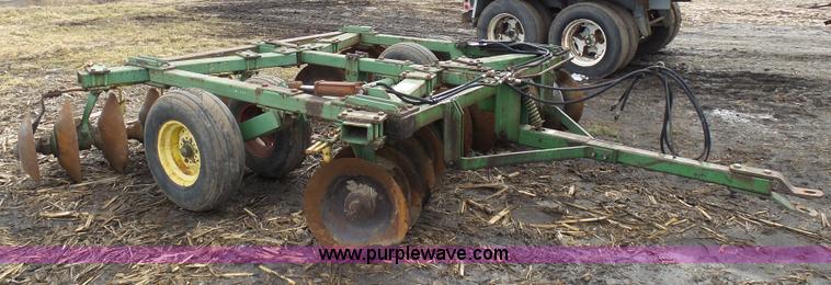 image for item L7066 John Deere disk