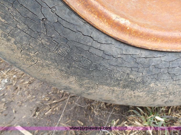 image for item L7066 John Deere disk