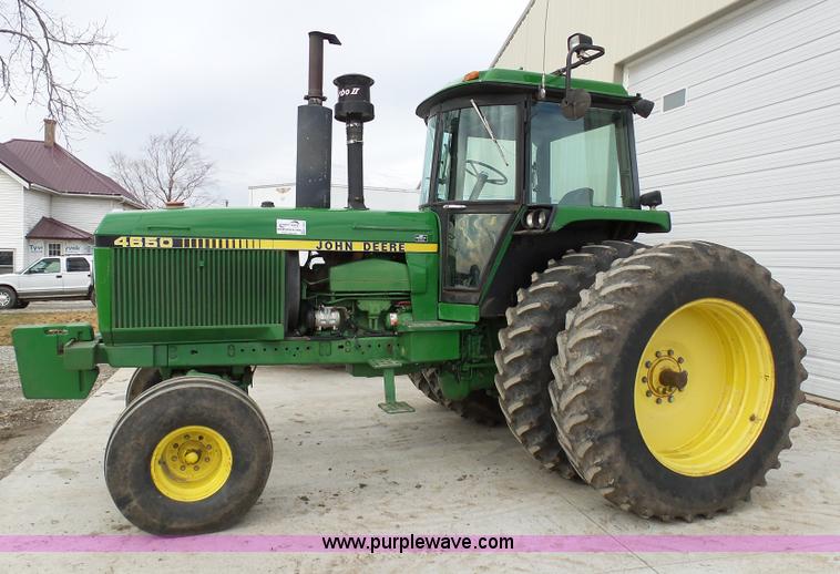 image for item L7070 1983 John Deere 4650 tractor