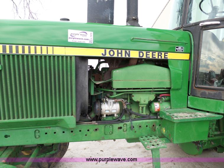 image for item L7070 1983 John Deere 4650 tractor