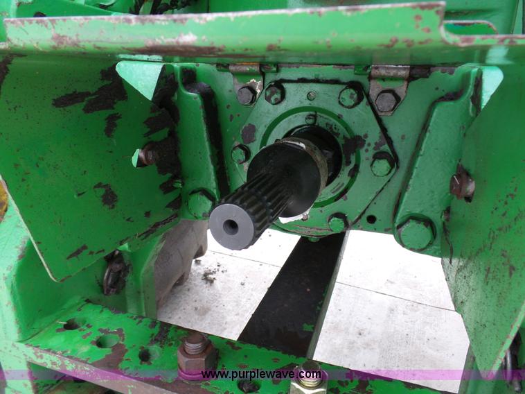 image for item L7070 1983 John Deere 4650 tractor