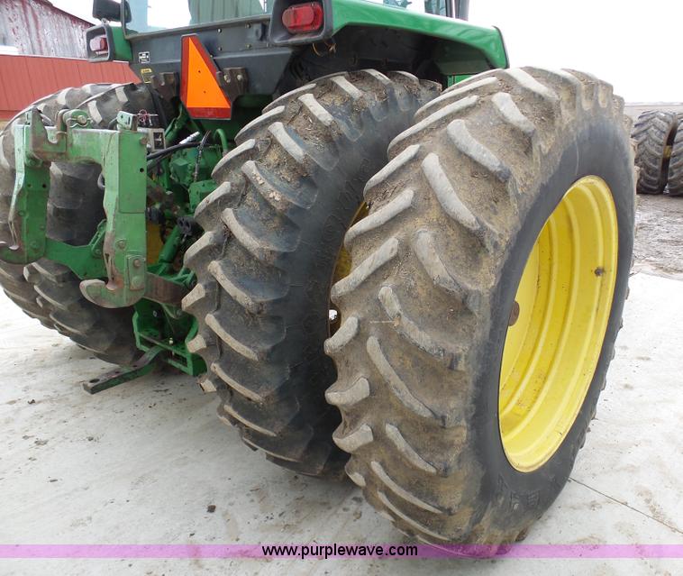 image for item L7070 1983 John Deere 4650 tractor