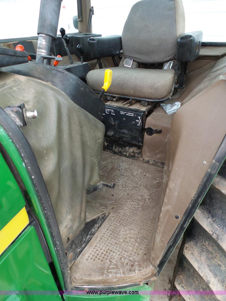 image for item L7070 1983 John Deere 4650 tractor