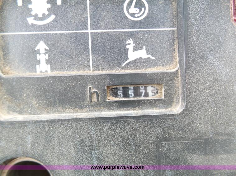 image for item L7070 1983 John Deere 4650 tractor