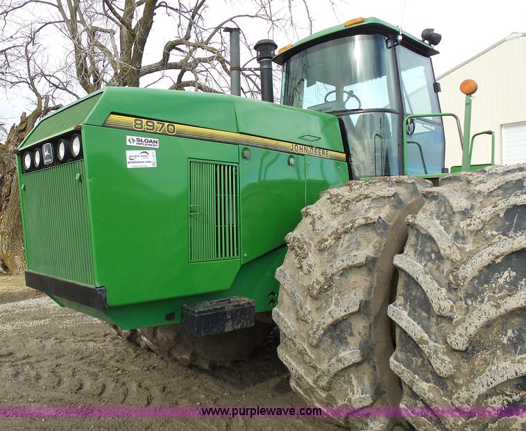 image for item L7071 1993 John Deere 8970 4WD tractor